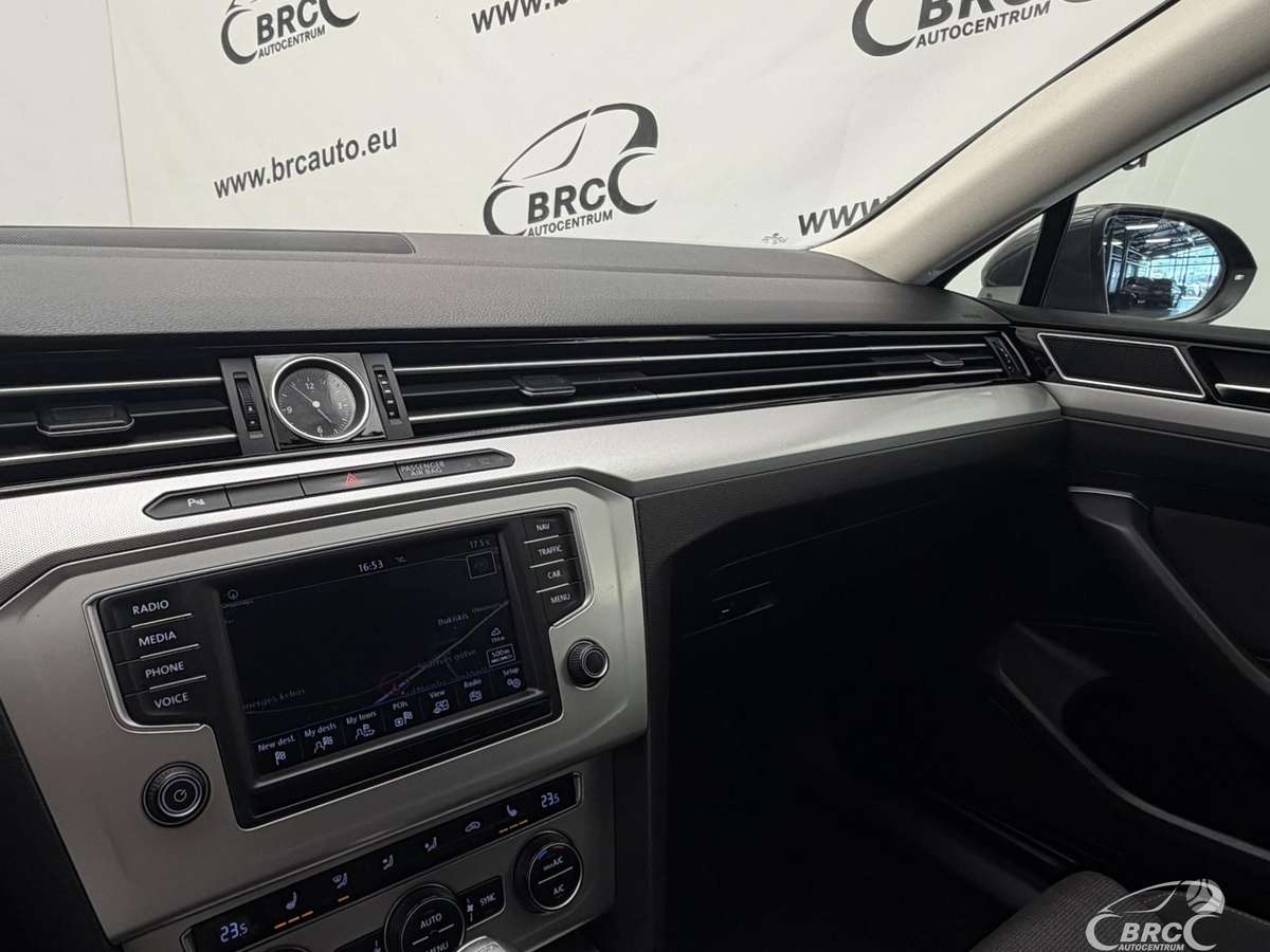 Volkswagen Passat, 2.0 l., Универсал