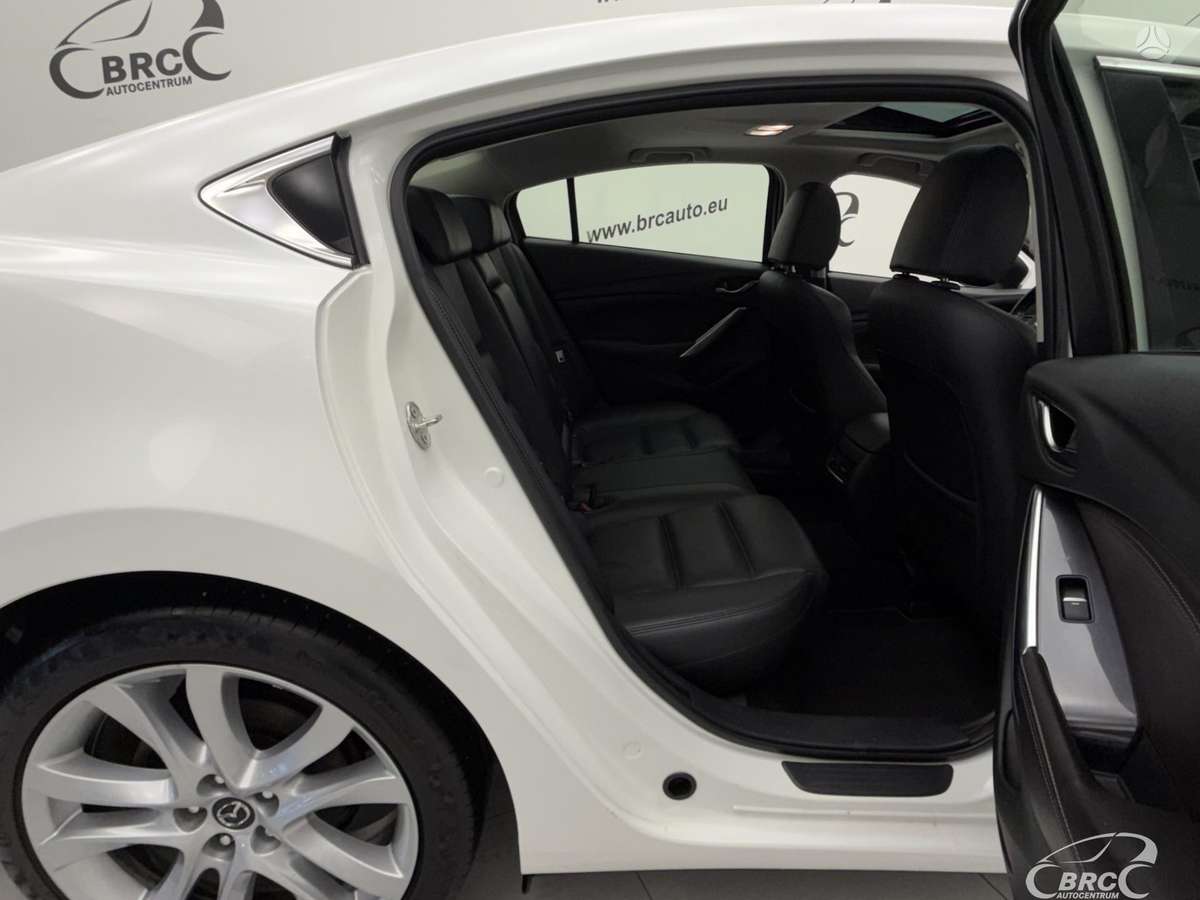 Mazda 6, 2.5 l., sedanas