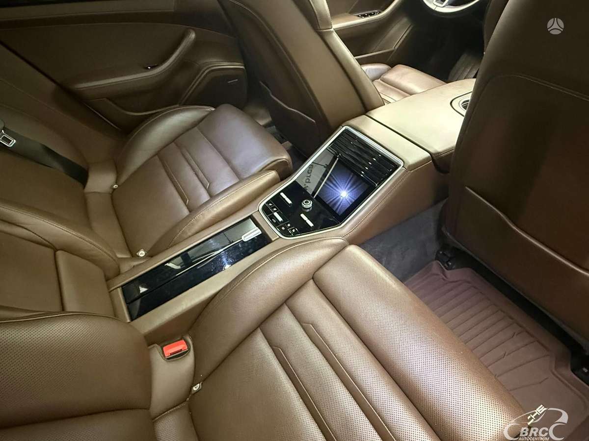 Porsche Panamera, 4.0 l., Седан