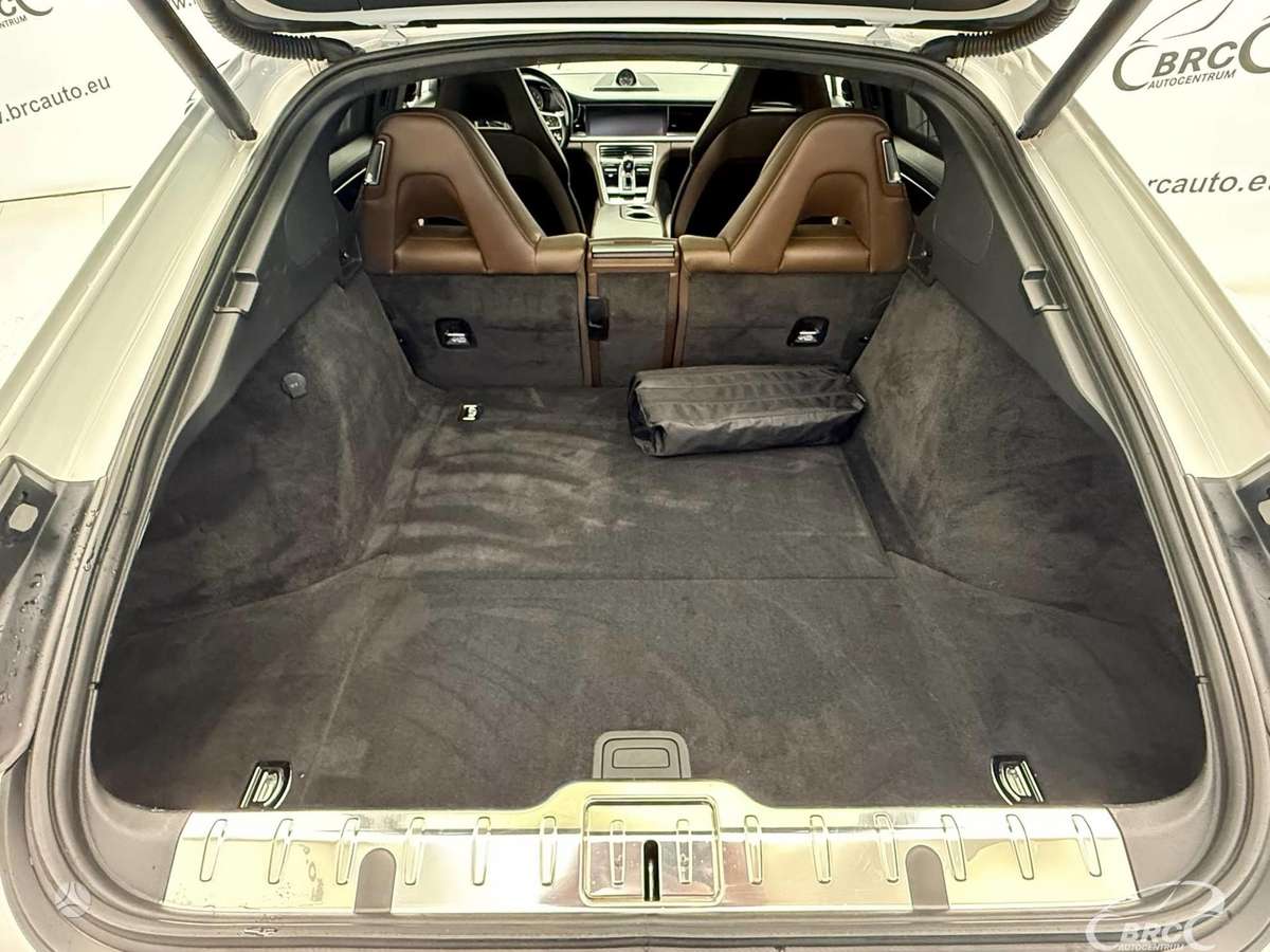 Porsche Panamera, 4.0 l., Седан