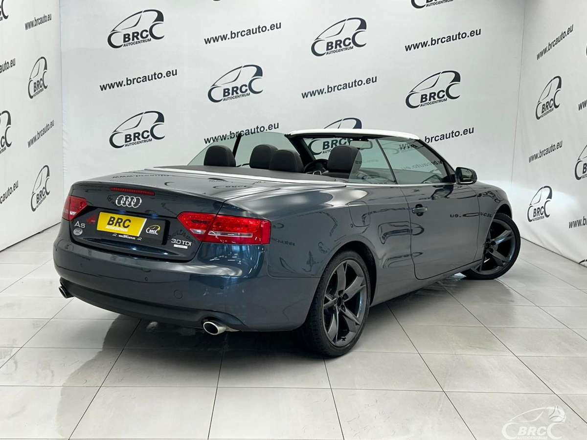 Audi A5, 3.0 l., convertible