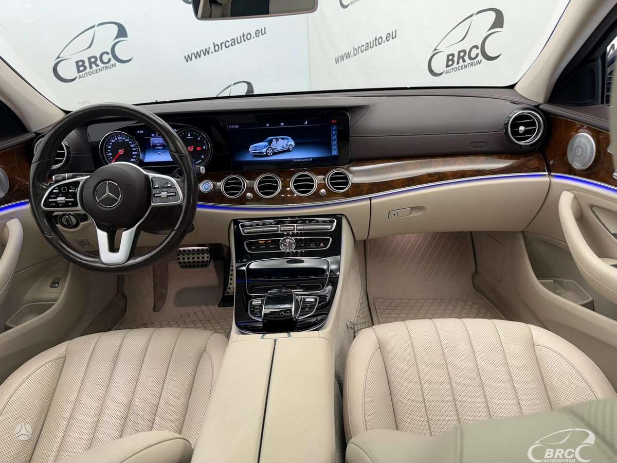 Mercedes-Benz E300, 2.0 l., Универсал