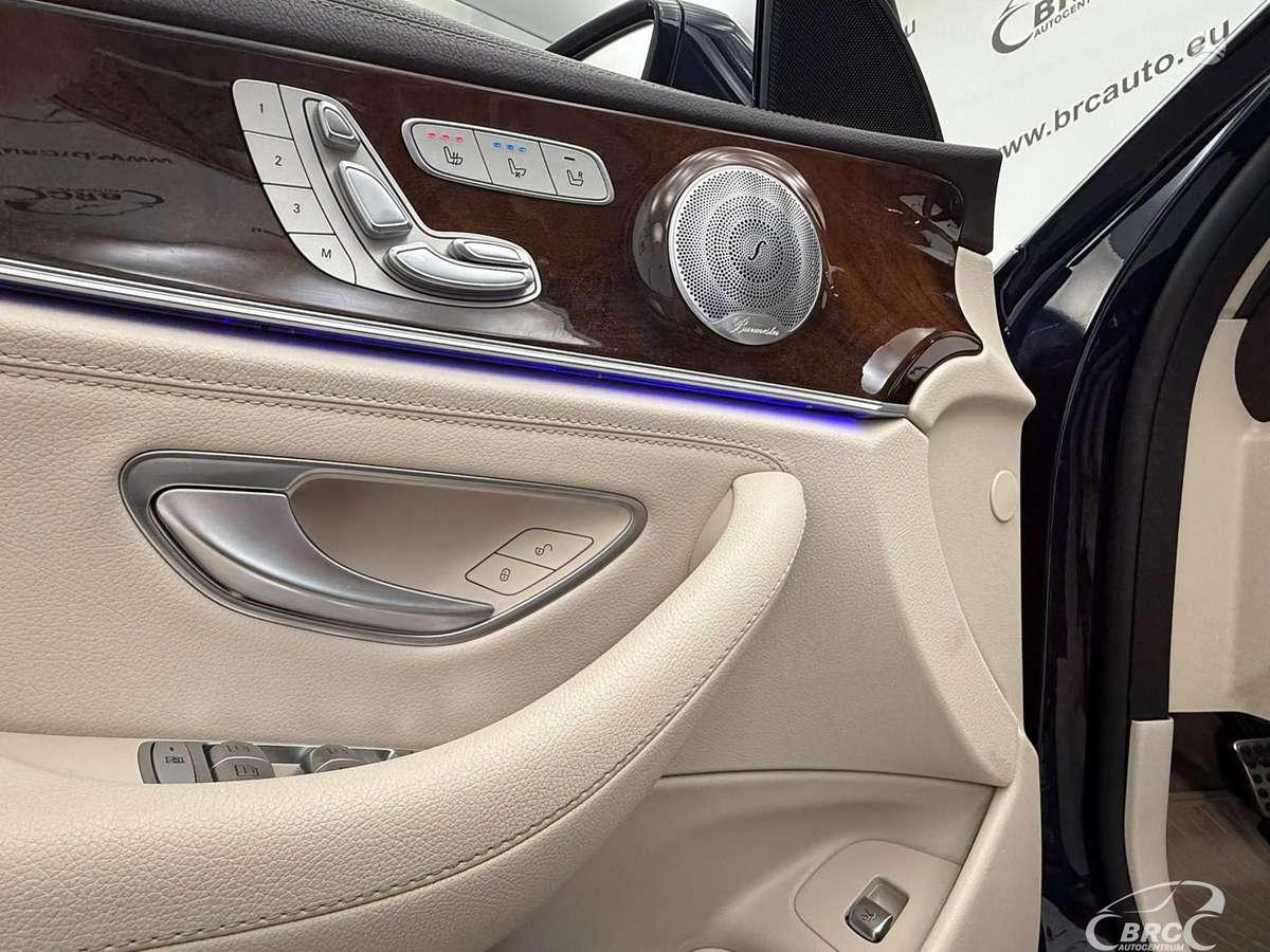 Mercedes-Benz E300, 2.0 l., Универсал