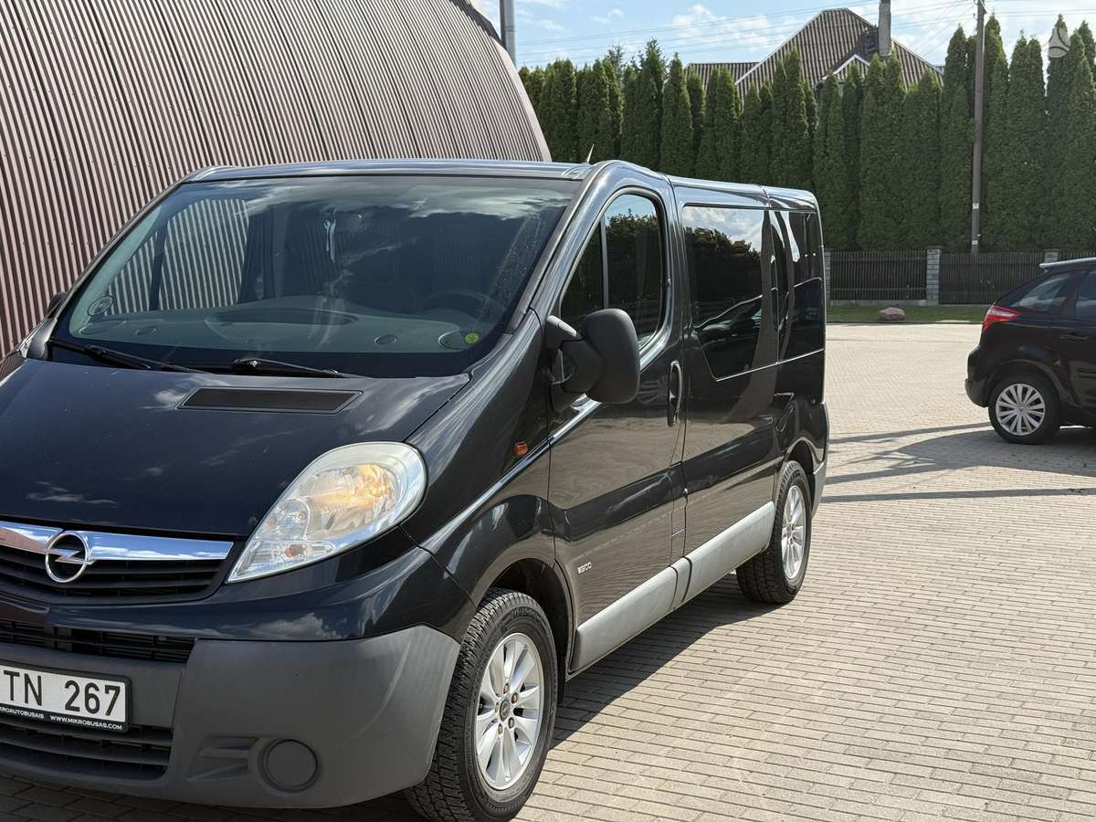 Opel Vivaro, 2.5 l., Минивэн