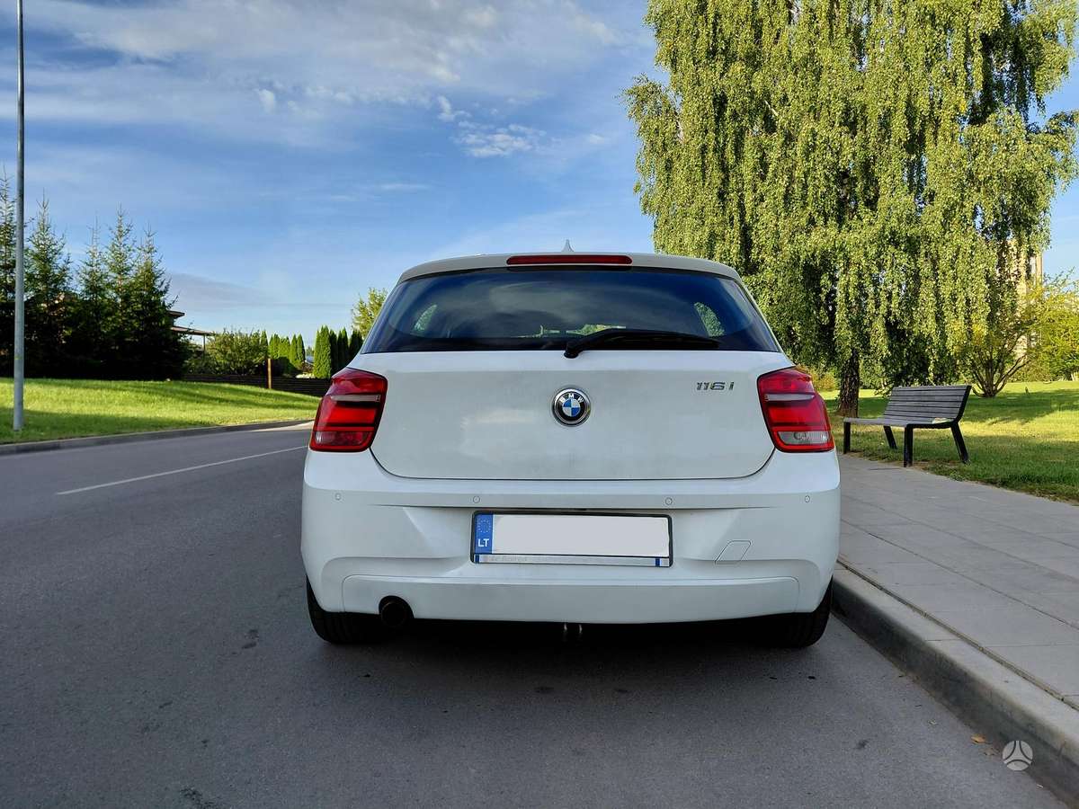 BMW 116, 1.6 l., Хэтчбек