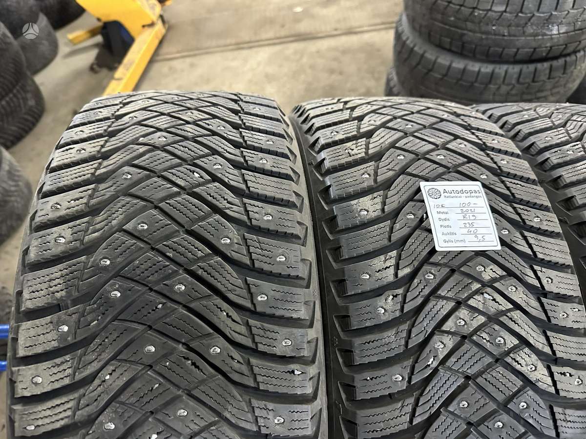 Goodyear, зимние 235/40 R19