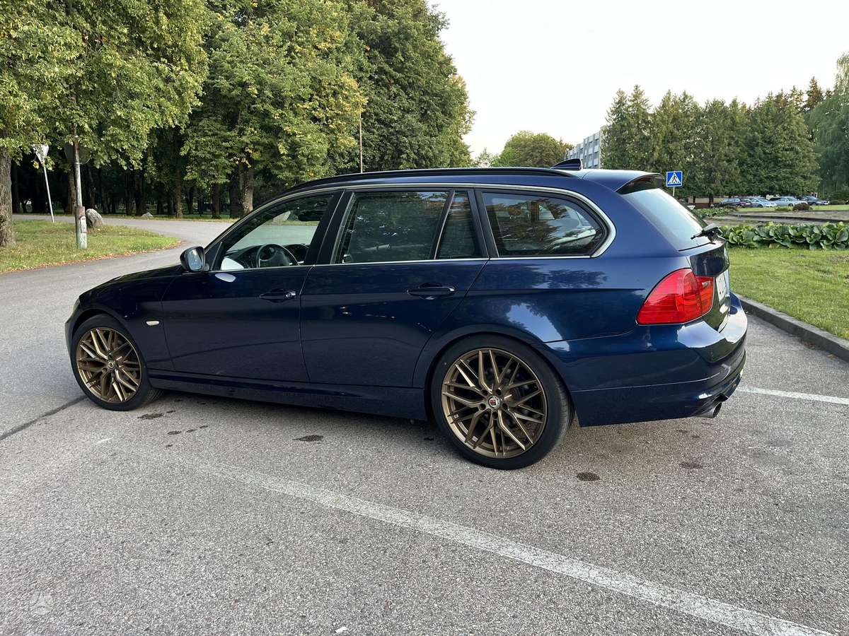 BMW 320, 2.0 l., Универсал