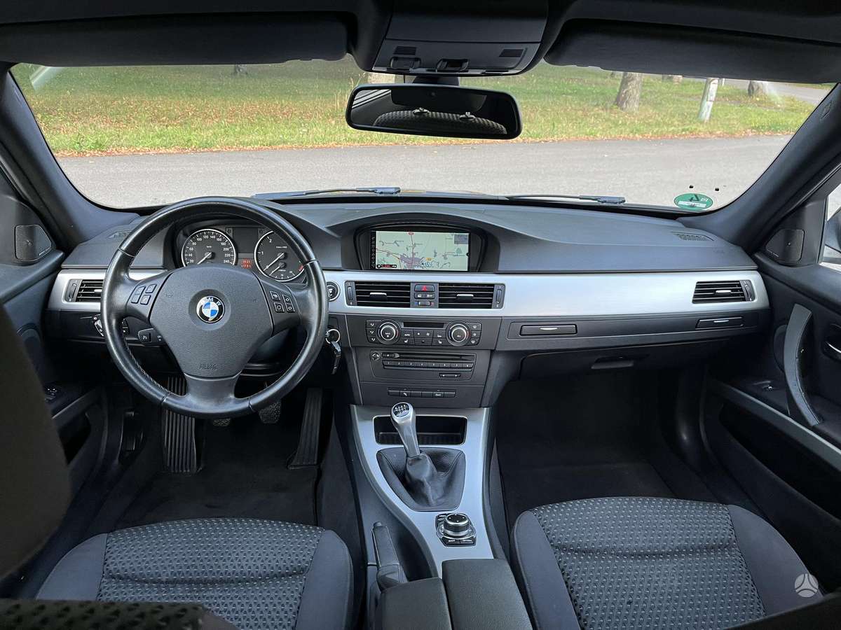 BMW 320, 2.0 l., universalas