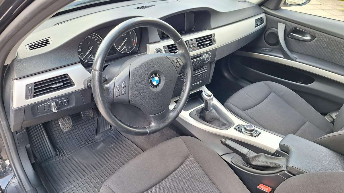 BMW 318, 2.0 l., Универсал