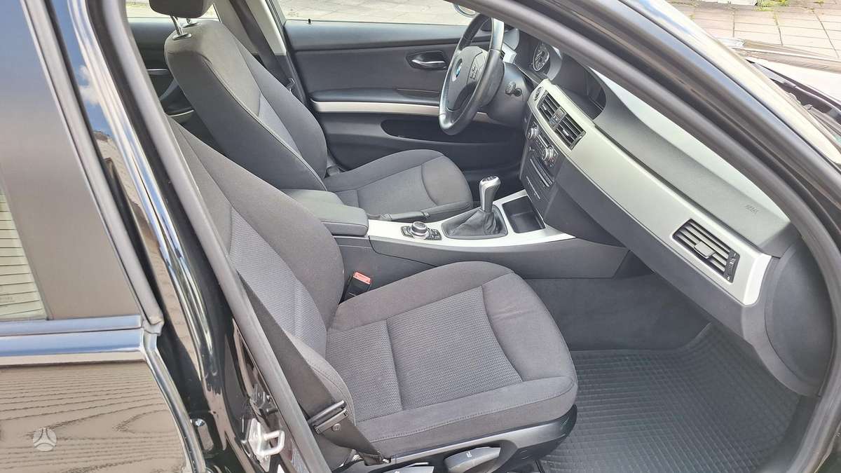 BMW 318, 2.0 l., Универсал