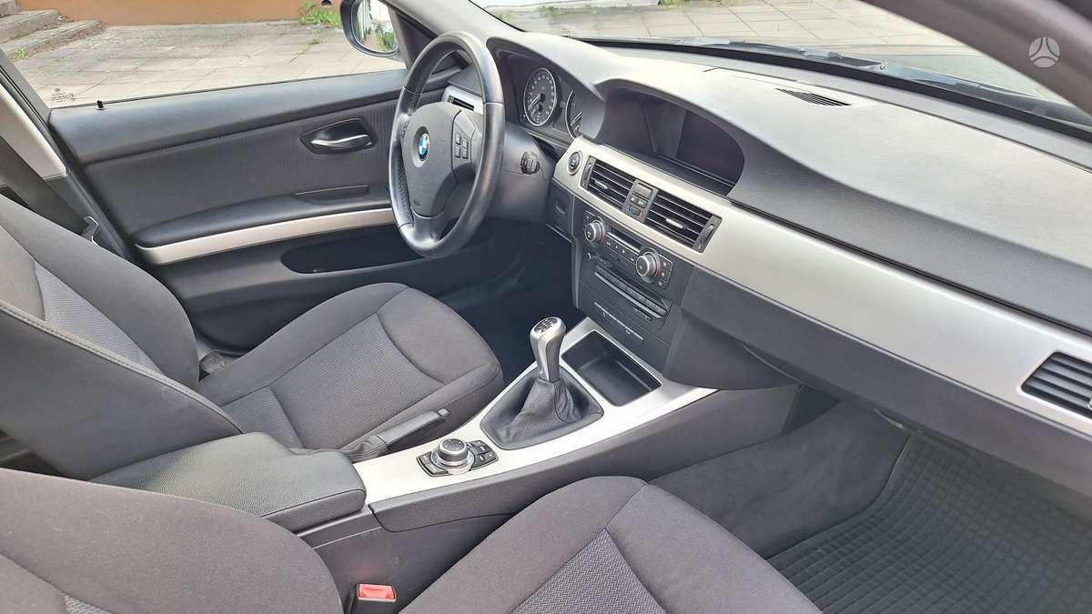 BMW 318, 2.0 l., Универсал