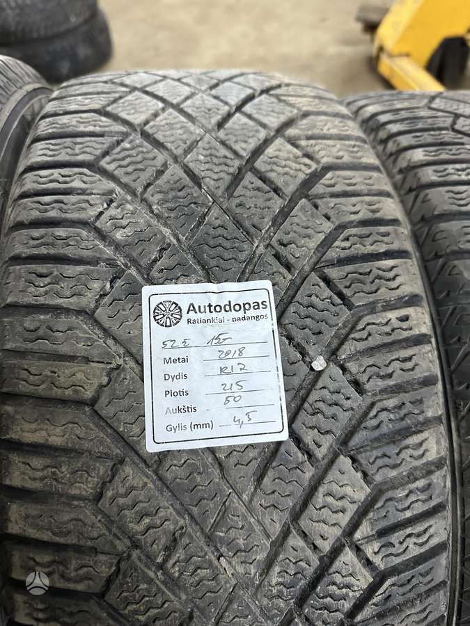 Continental, žieminės 215/50 R17