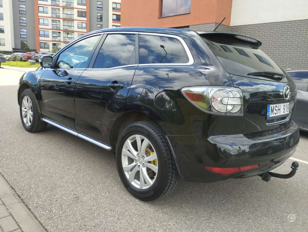 Mazda CX-7, 2.2 l., off-road / crossover