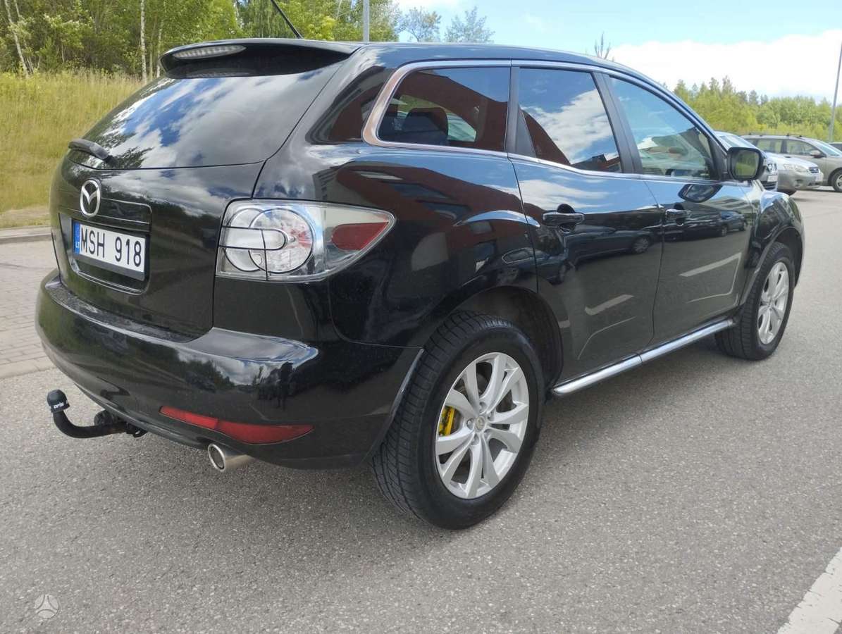 Mazda CX-7, 2.2 l., off-road / crossover