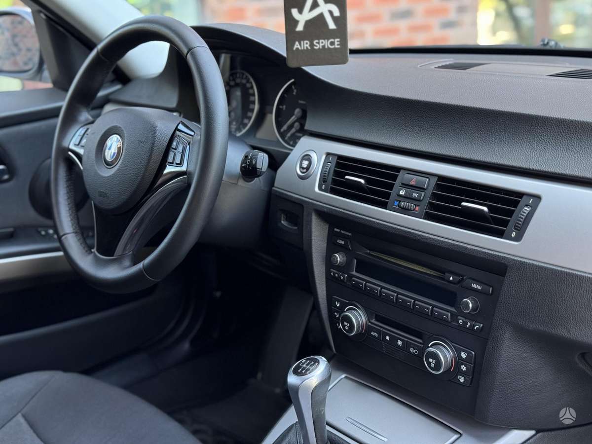 BMW 320, 2.0 l., Универсал