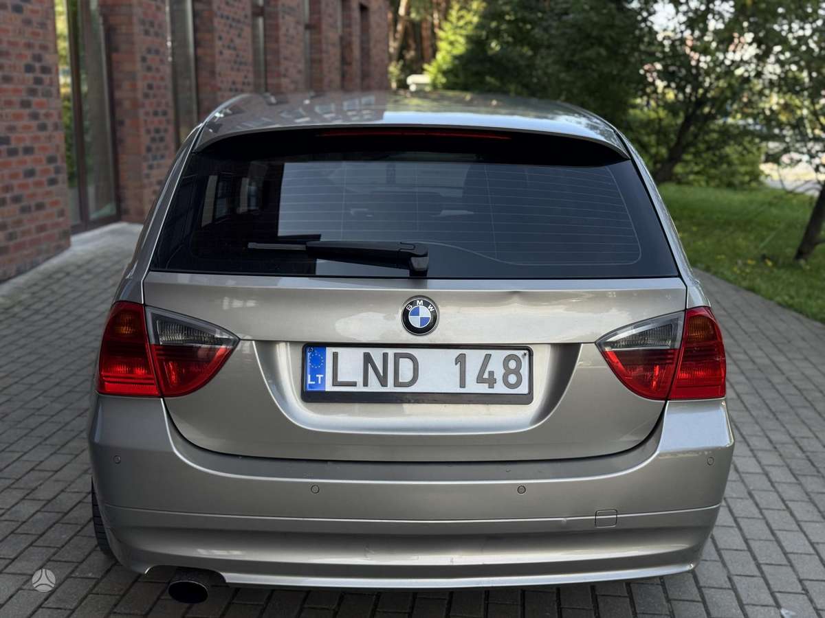 BMW 320, 2.0 l., wagon