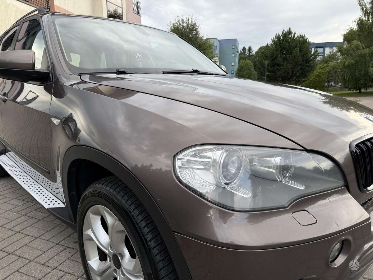 BMW X5, 3.0 l., off-road / crossover