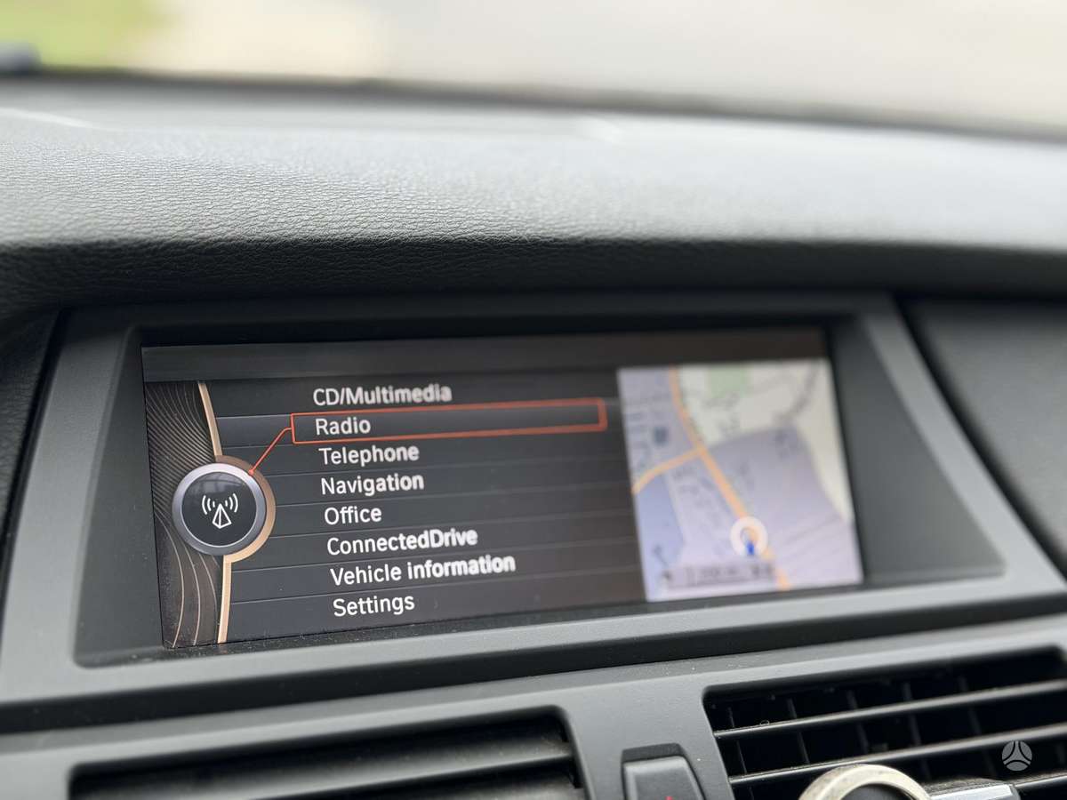 BMW X5, 3.0 l., off-road / crossover
