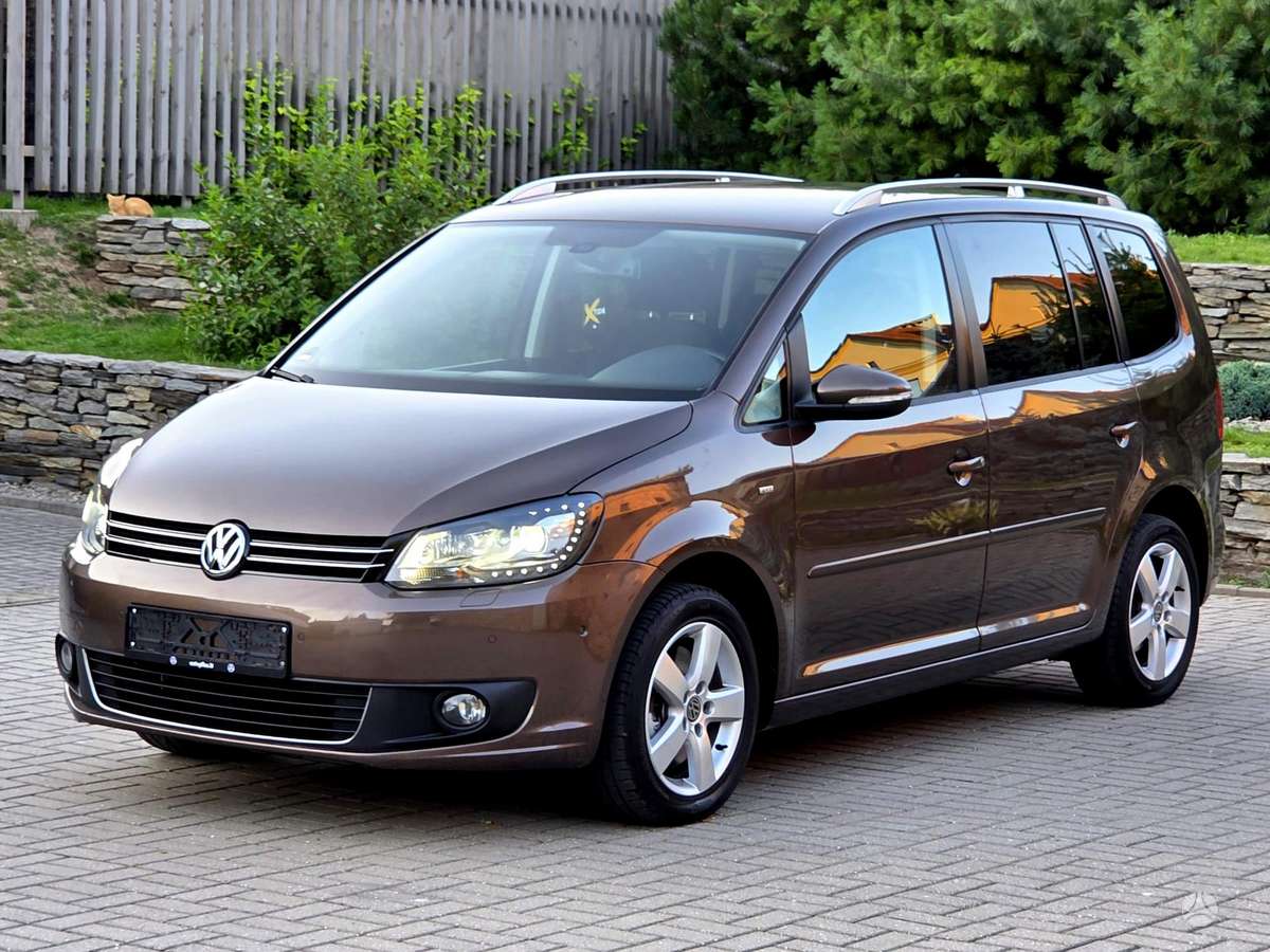 Volkswagen Touran - 3