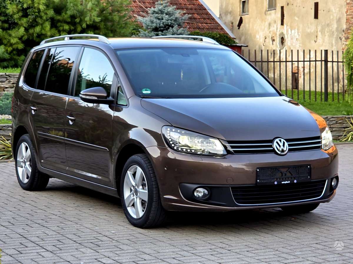 Volkswagen Touran - 4