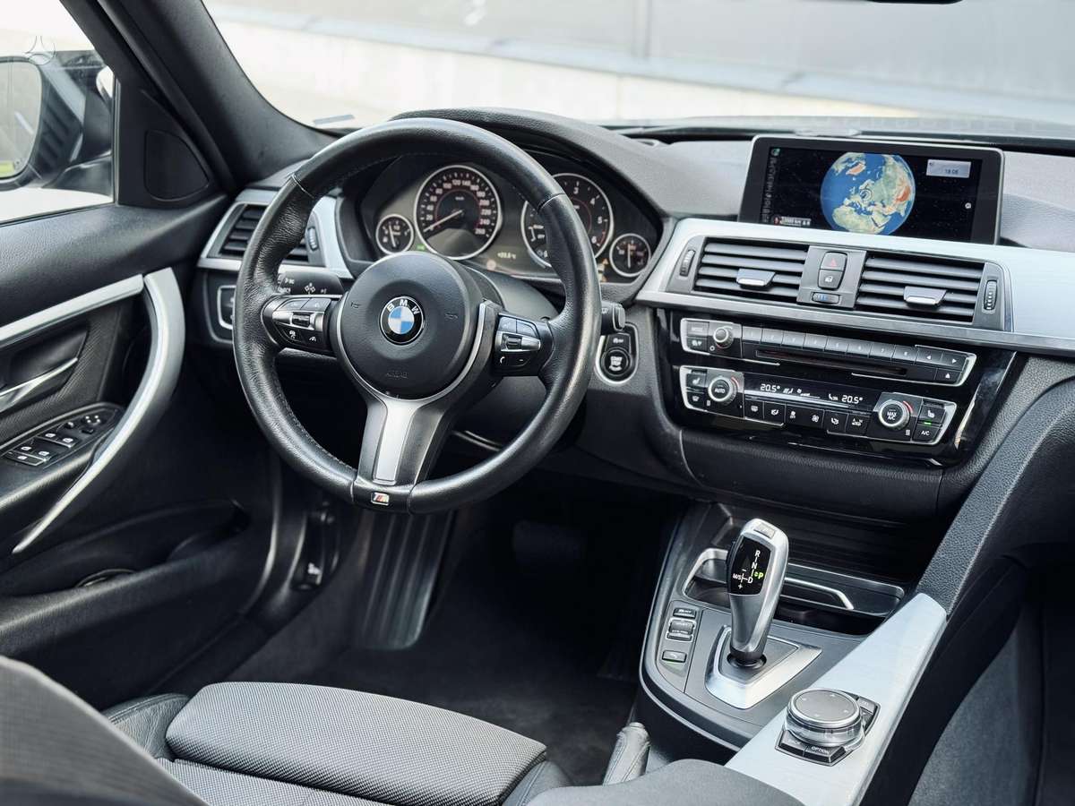 BMW 320, 2.0 l., Седан