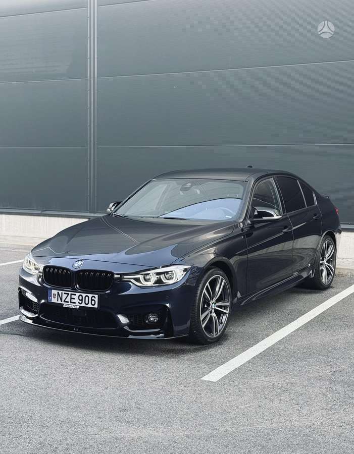 BMW 320, 2.0 l., Седан