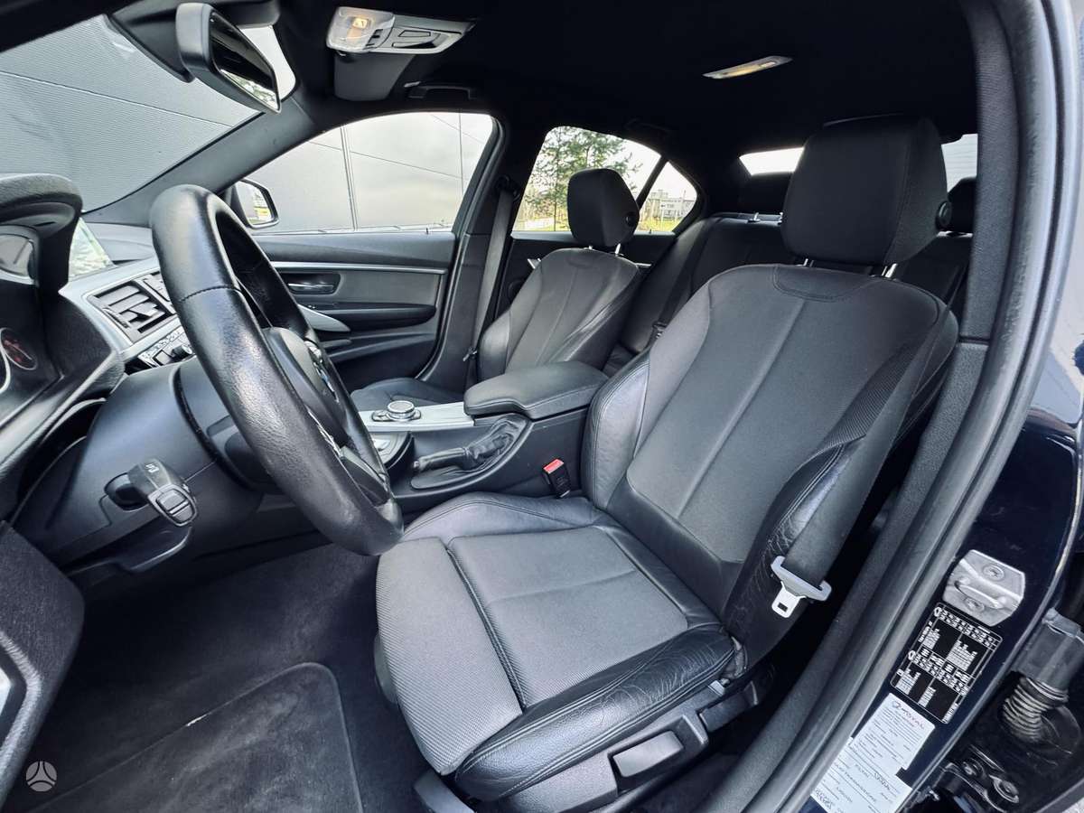 BMW 320, 2.0 l., Седан