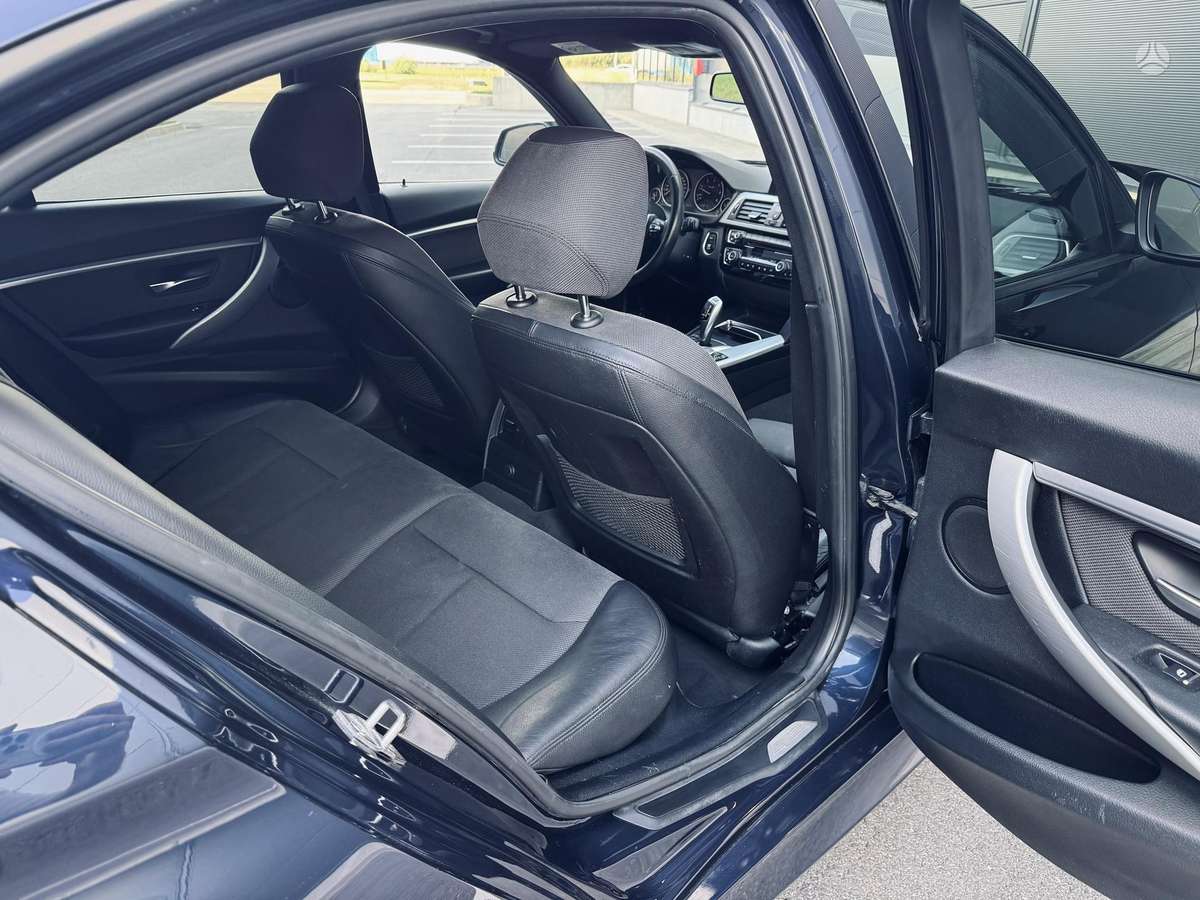 BMW 320, 2.0 l., Седан