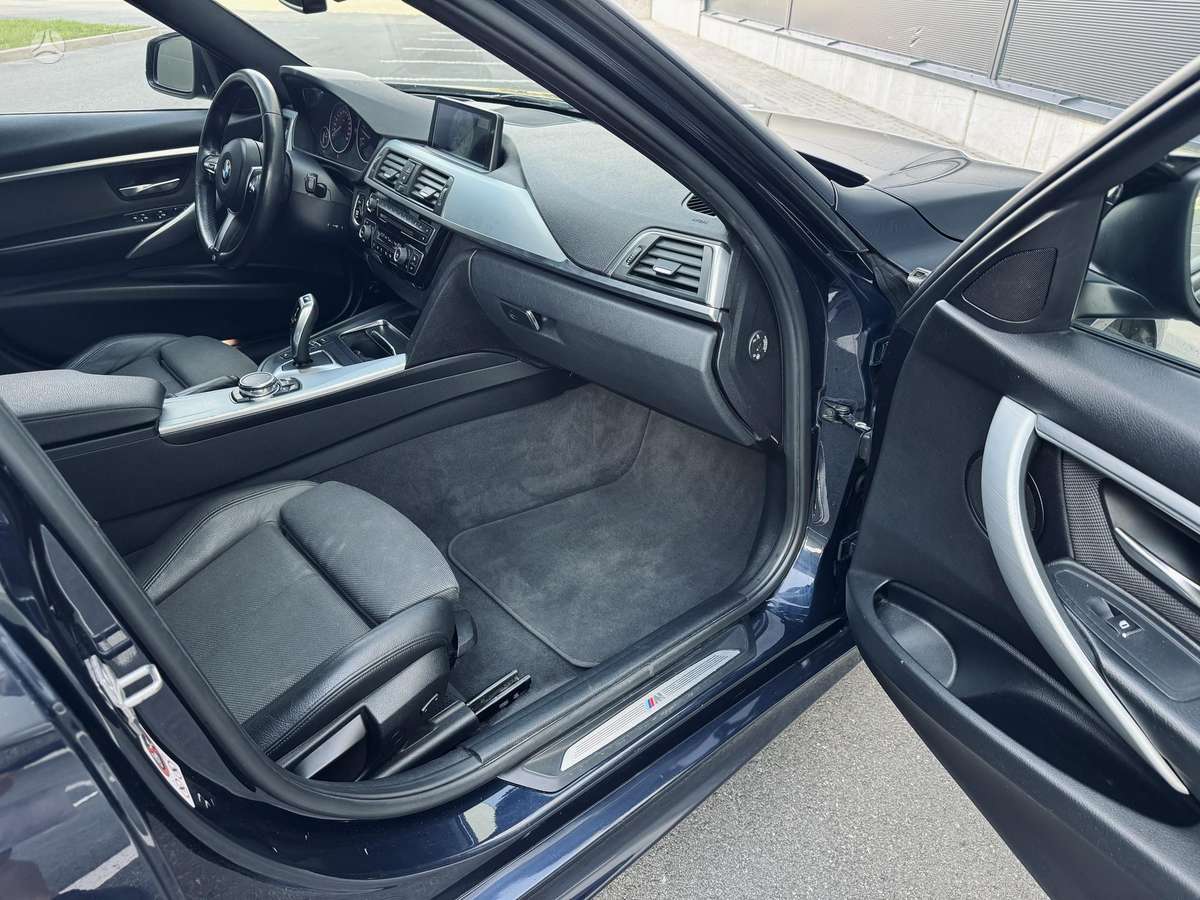 BMW 320, 2.0 l., Седан