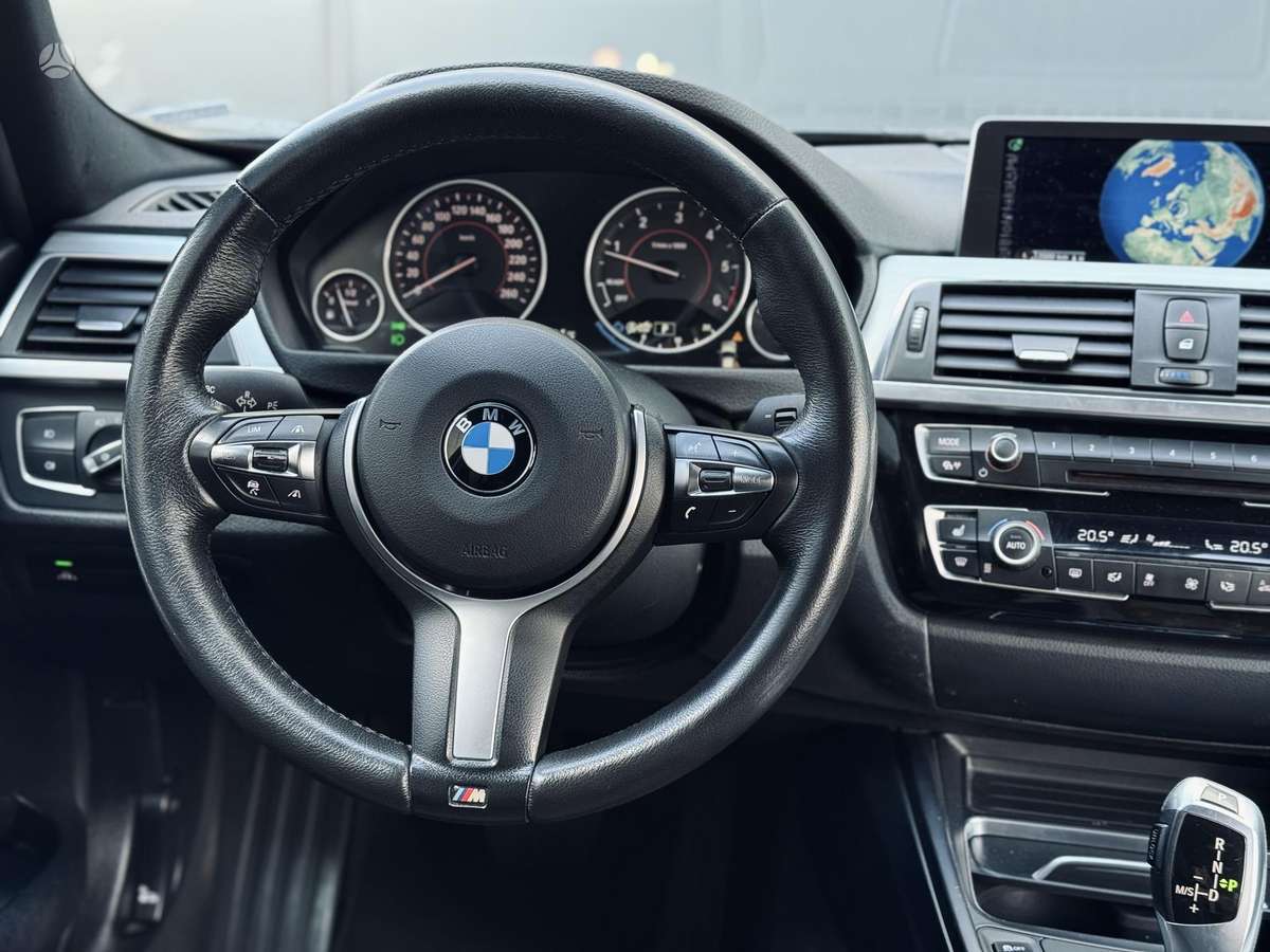 BMW 320, 2.0 l., Седан