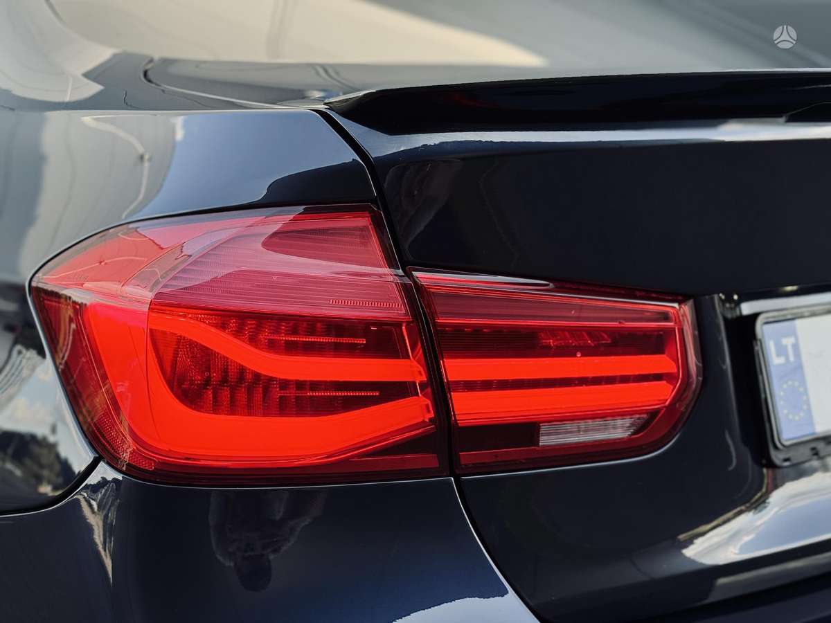 BMW 320, 2.0 l., Седан