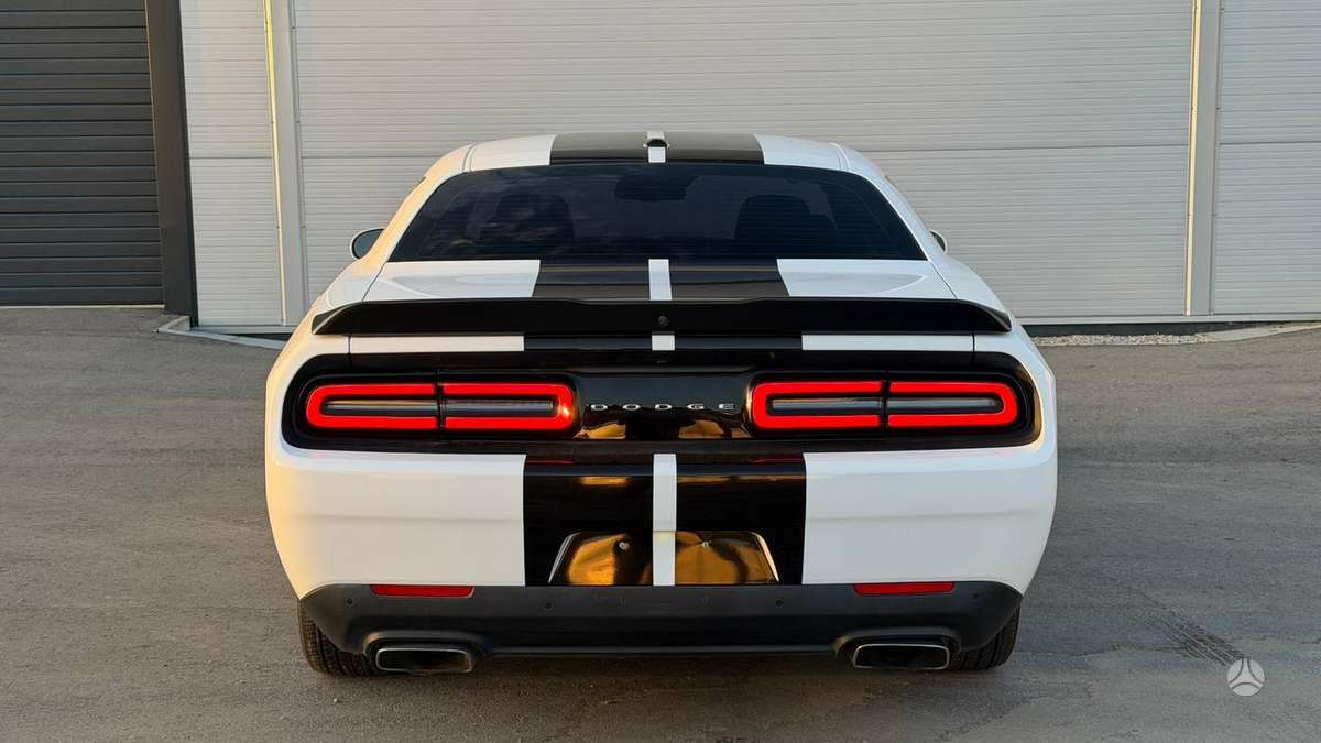 Dodge Challenger, 5.7 l., Купе (coupe)