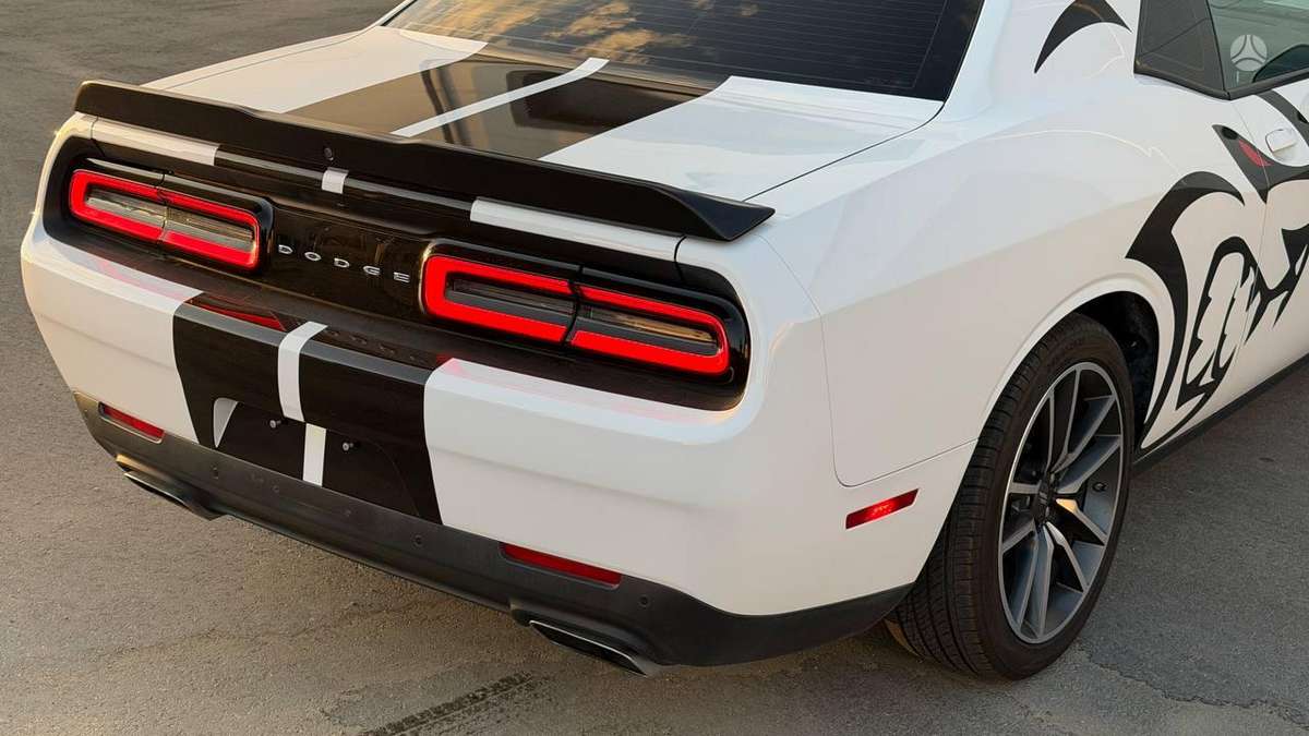 Dodge Challenger, 5.7 l., Купе (coupe)