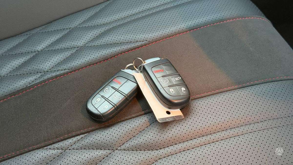 Dodge Challenger, 5.7 l., Купе (coupe)