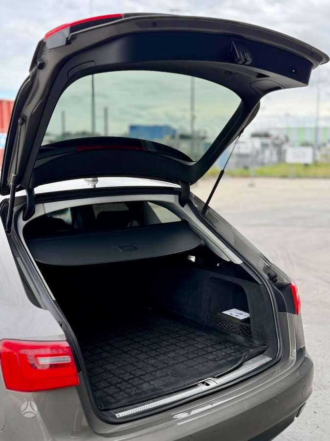 Audi A6, 3.0 l., wagon
