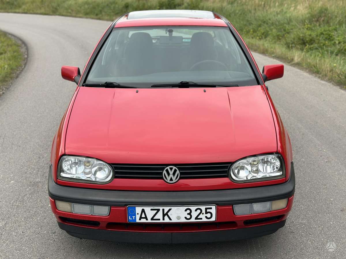Volkswagen Golf - 5