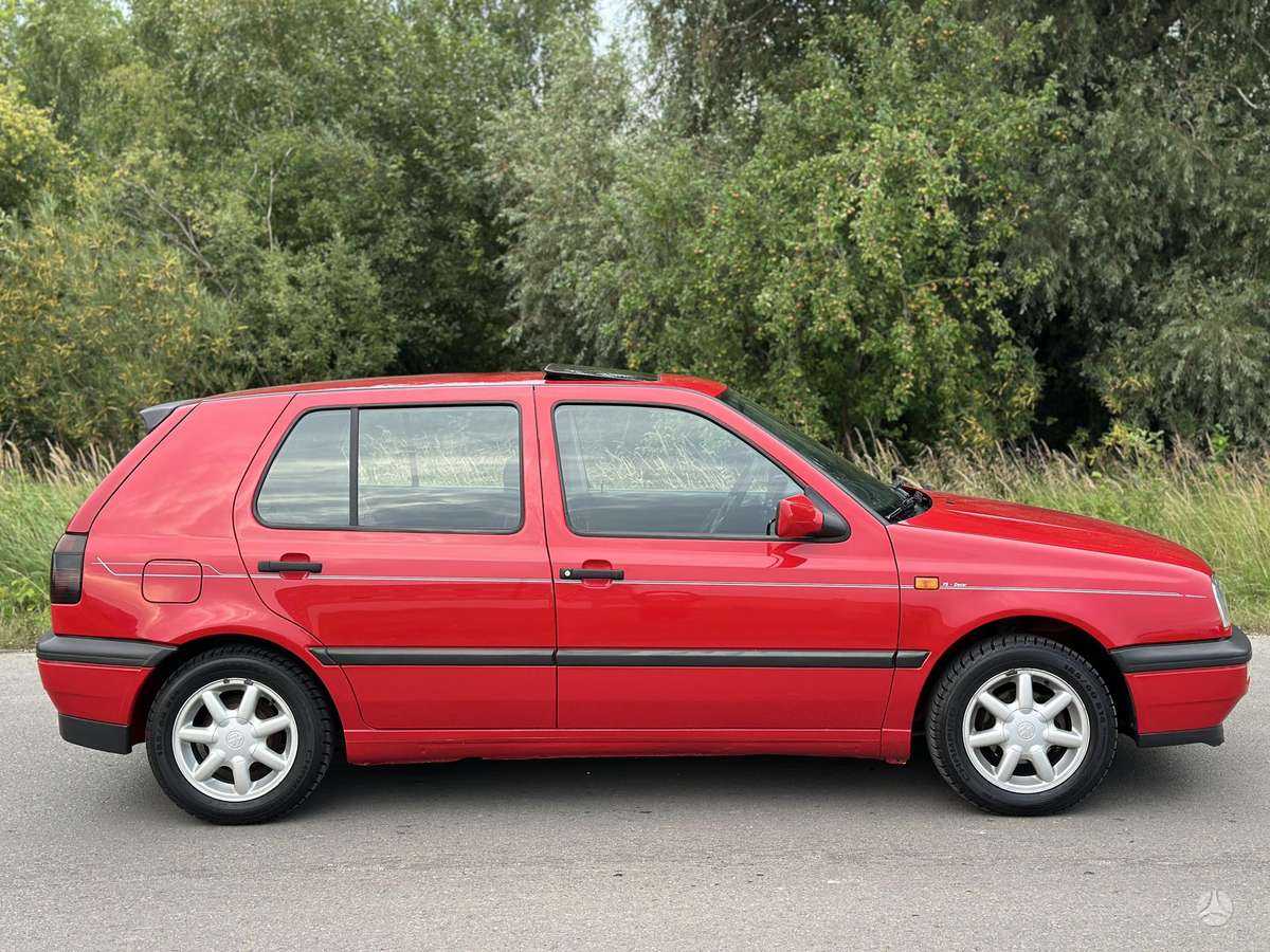 Volkswagen Golf - 7