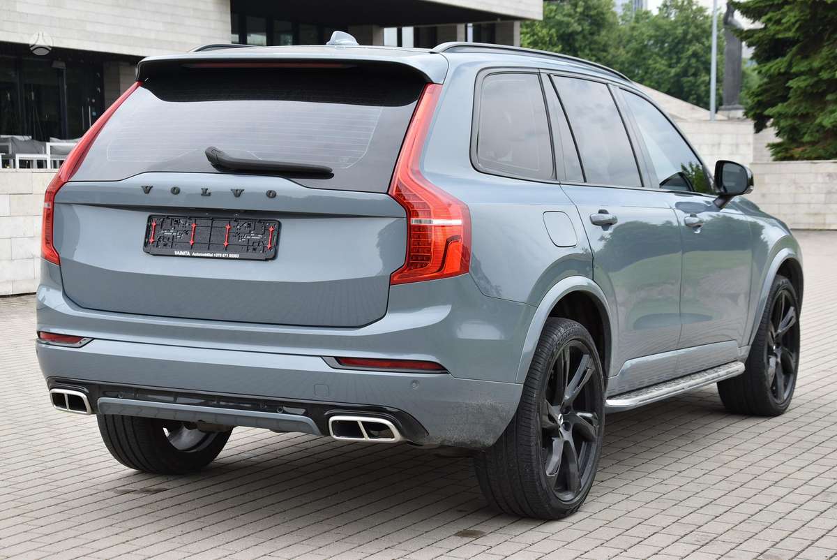 Volvo XC90 - 4