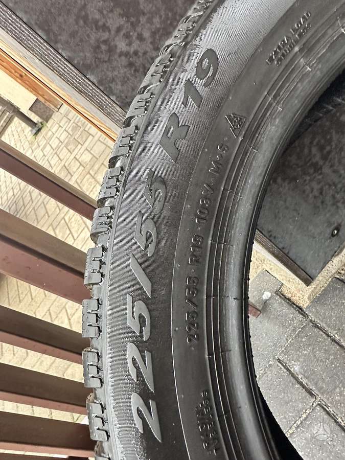 Pirelli Scorpion Winter 2, winter 225/55 R19