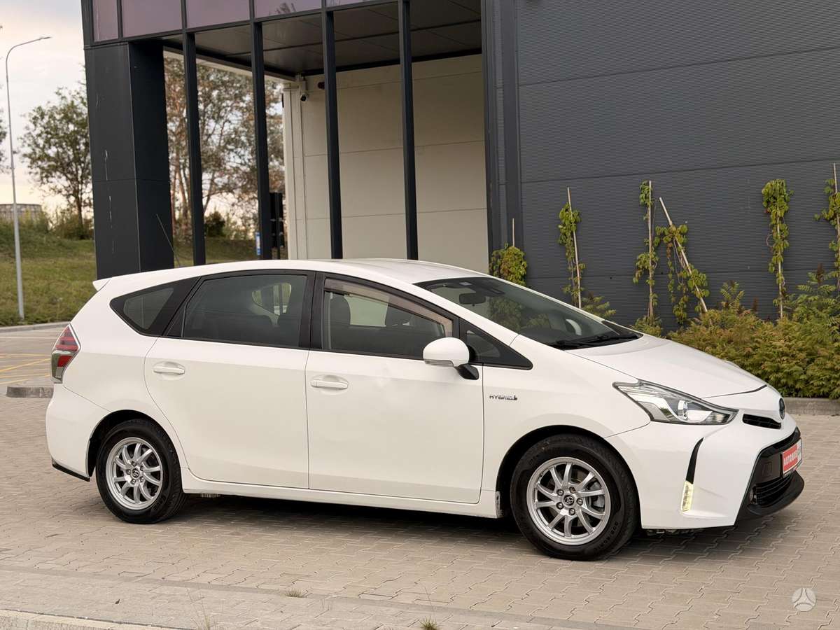 Toyota Prius+ - 5