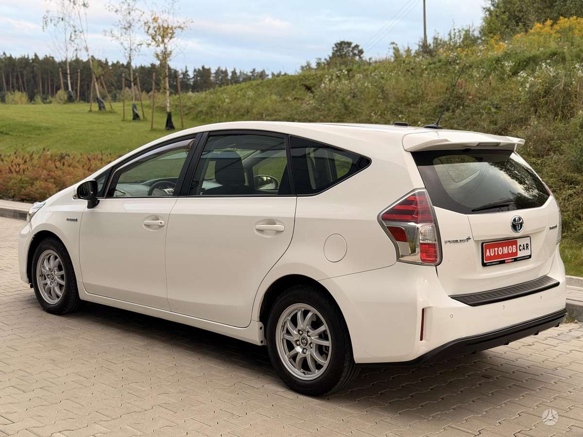 Toyota Prius+ - 9