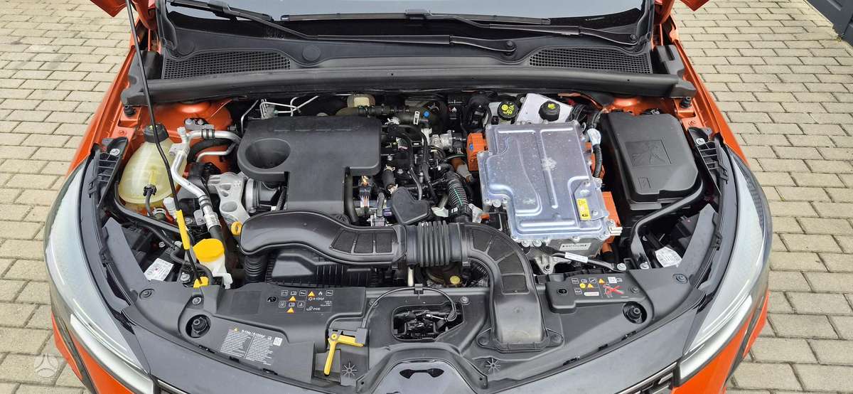 Renault Clio - 11