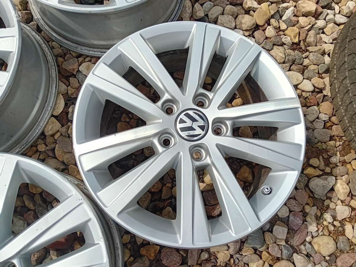 Volkswagen, light alloy, R16