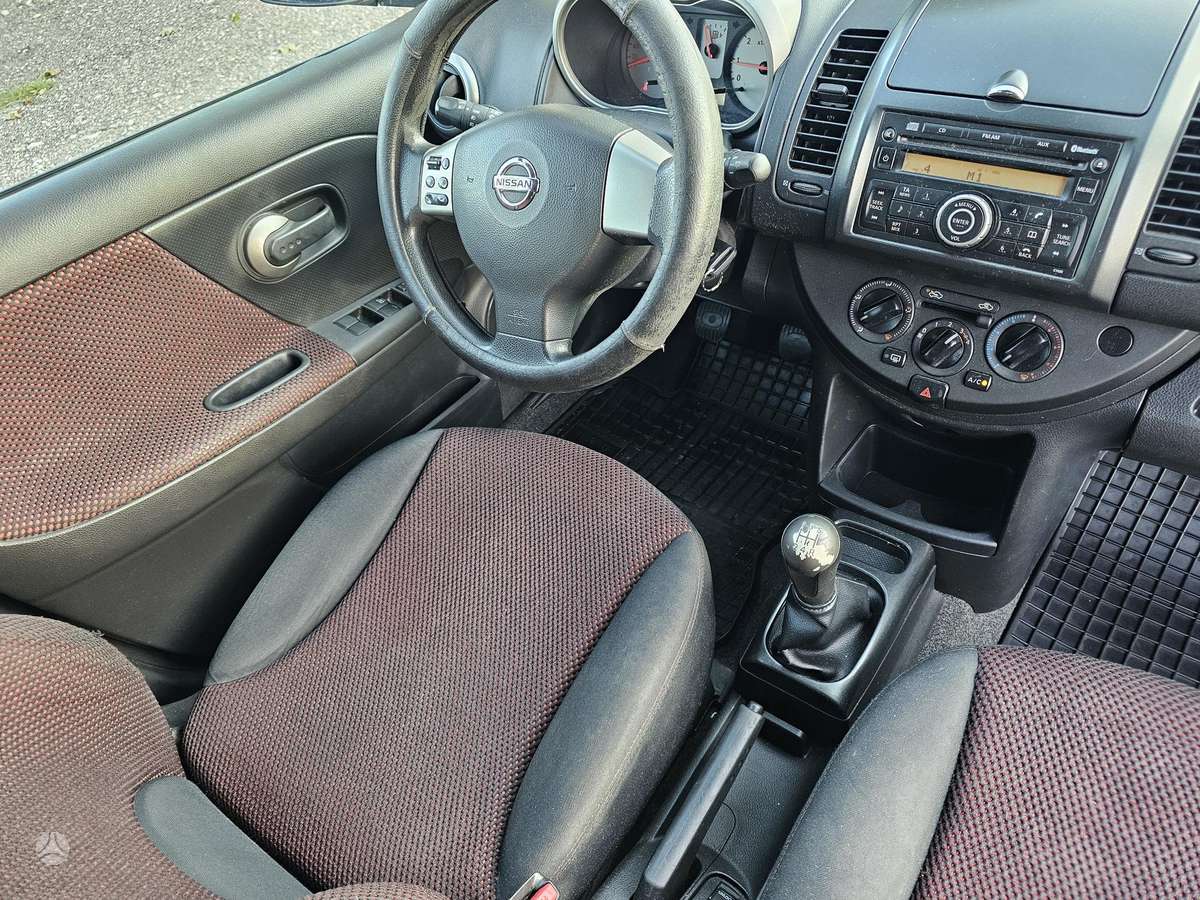 Nissan Note, 1.5 l., hatchback