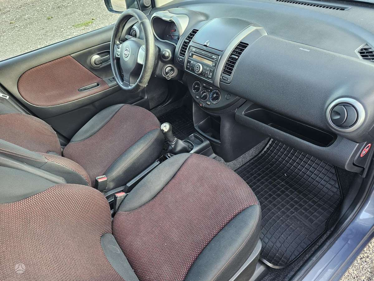 Nissan Note, 1.5 l., hatchback