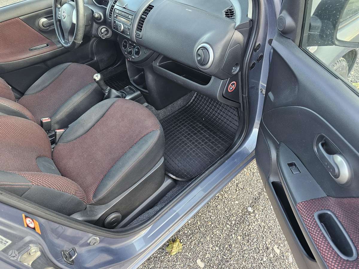 Nissan Note, 1.5 l., hatchback