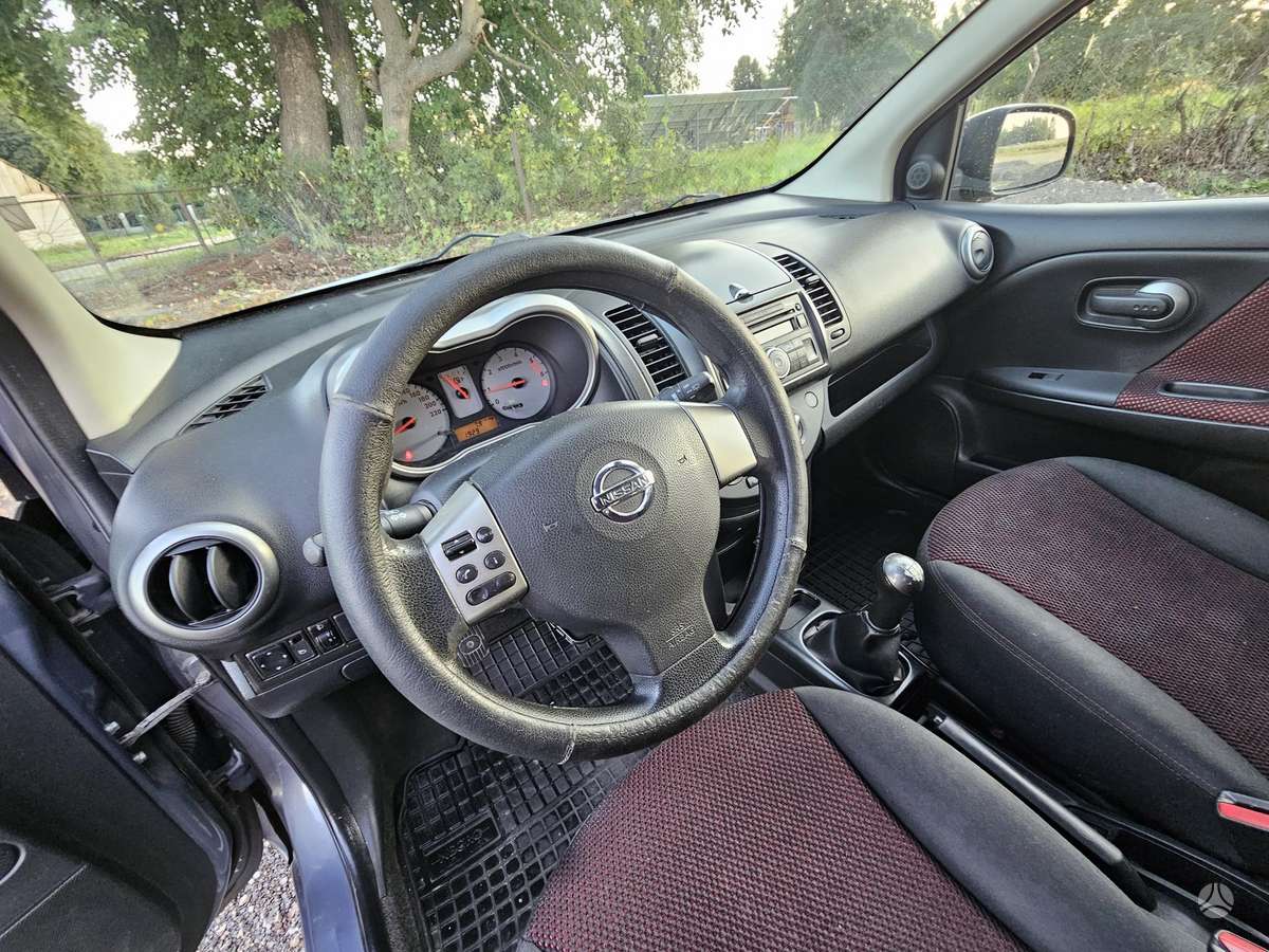Nissan Note, 1.5 l., hatchback