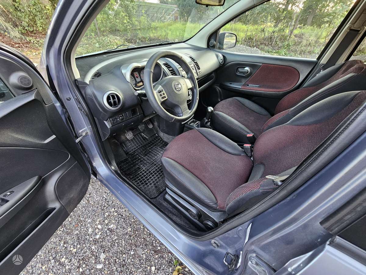 Nissan Note, 1.5 l., hatchback