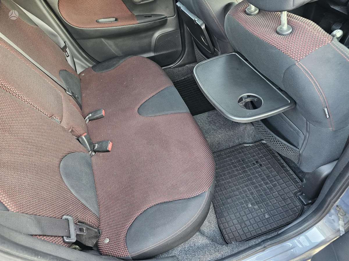 Nissan Note, 1.5 l., Хэтчбек