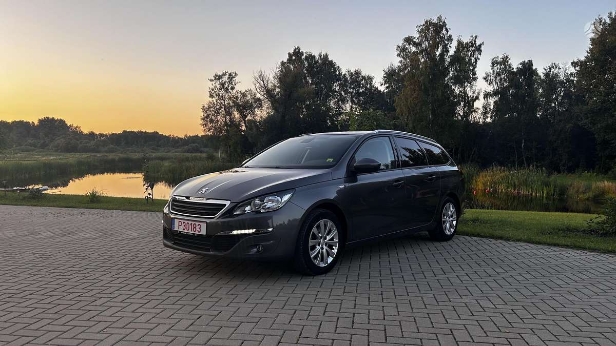Peugeot 308, 1.2 l., Универсал